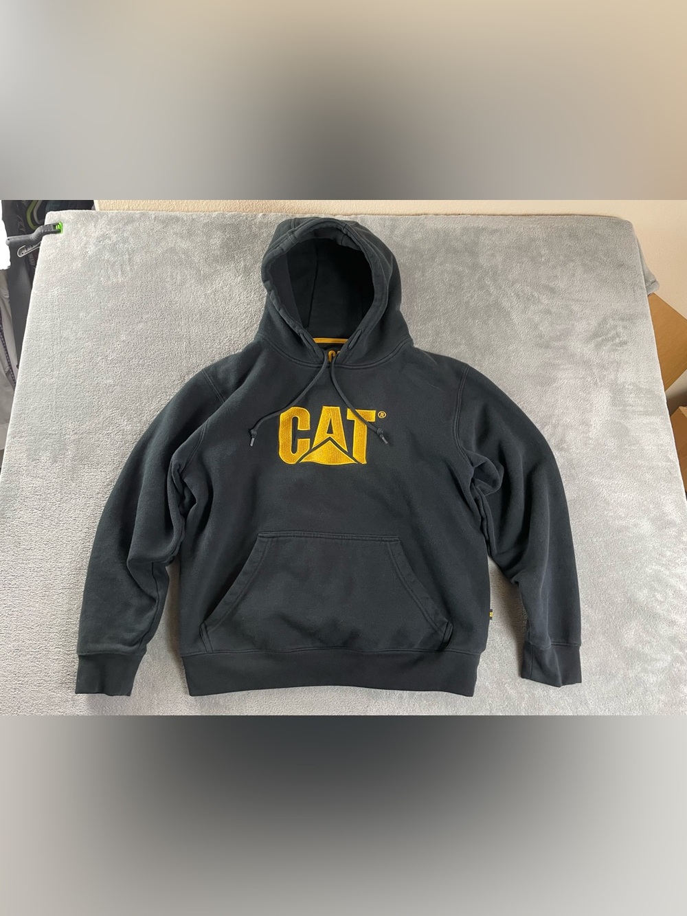 CAT Caterpillar Sweatshirt Mens LARGE SHORT Hoodie Heavyweight Work Black
